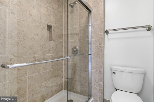 9016 NESBIT CT, Gaithersburg, MD 20886