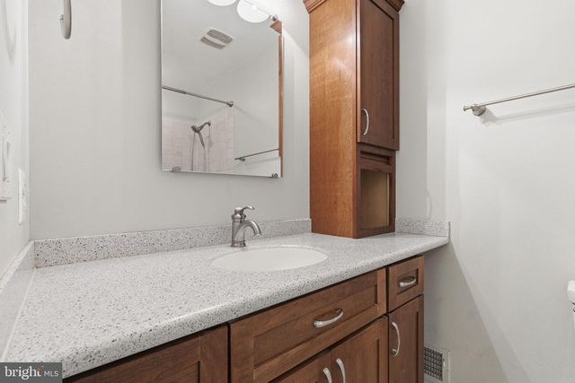 9016 NESBIT CT, Gaithersburg, MD 20886