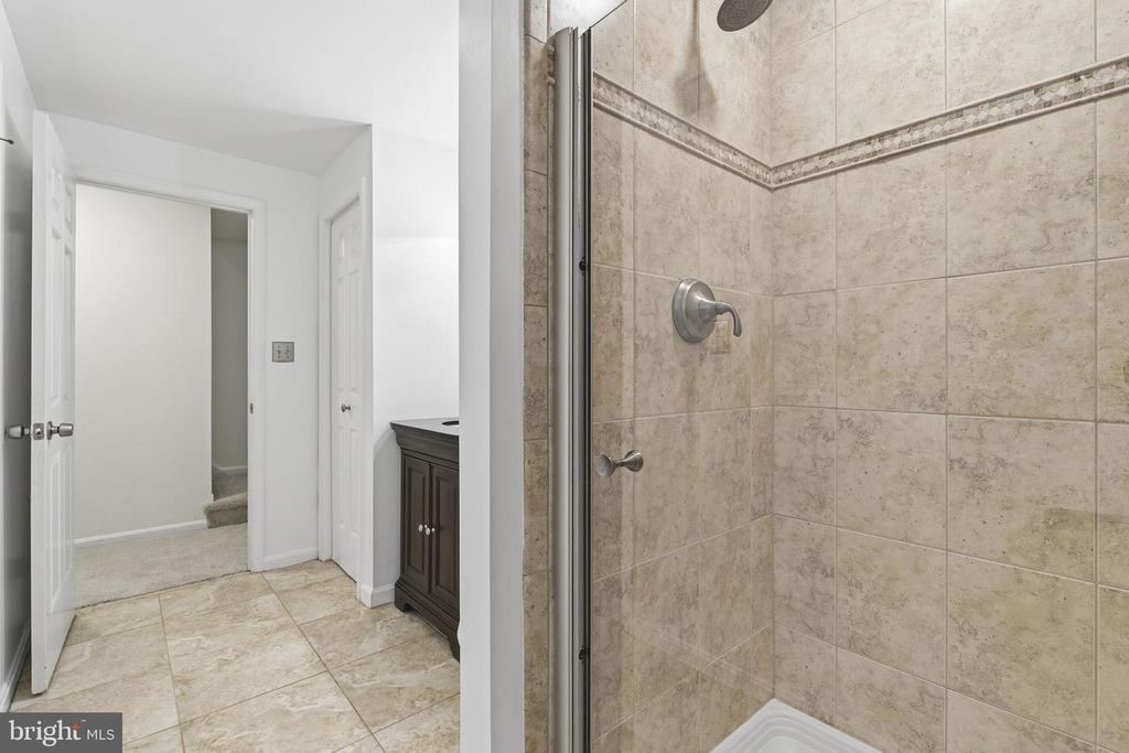 Image 50 of property listing at 9016 NESBIT CT, Gaithersburg, MD 20886