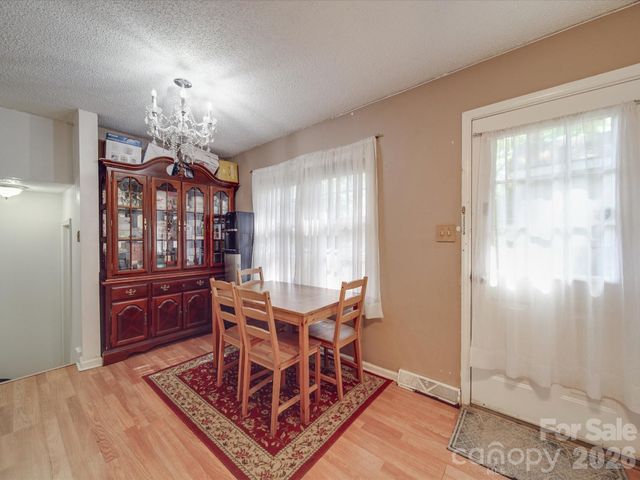 6820 Elm Forest Drive, Charlotte, NC 28212