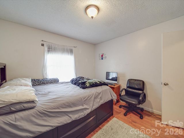 6820 Elm Forest Drive, Charlotte, NC 28212