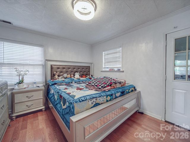 6820 Elm Forest Drive, Charlotte, NC 28212