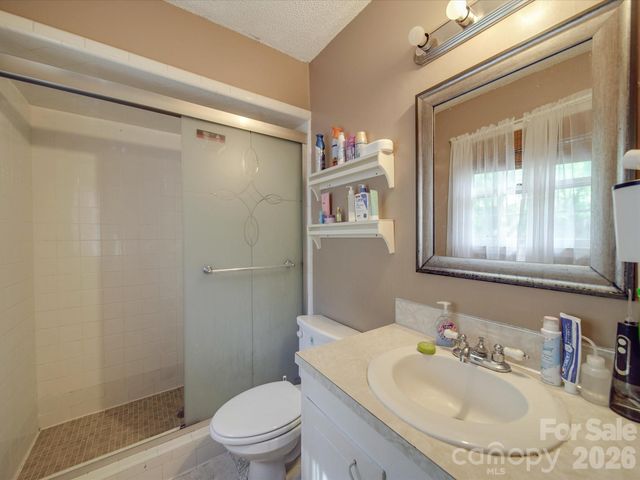 6820 Elm Forest Drive, Charlotte, NC 28212