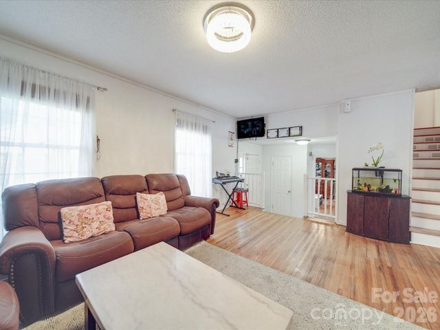6820 Elm Forest Drive, Charlotte, NC 28212