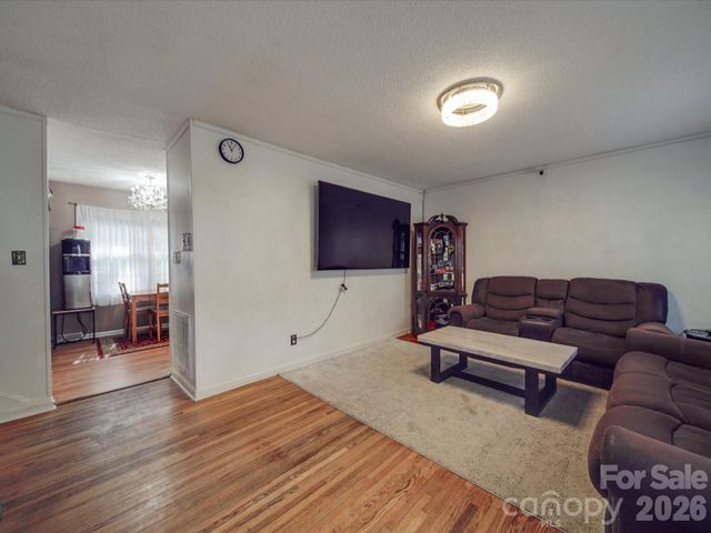 6820 Elm Forest Drive, Charlotte, NC 28212