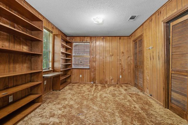 1403 Daisy L Gatson Bates Drive, Little Rock, AR 72202