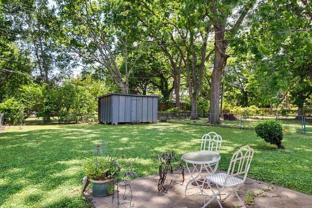 1403 Daisy L Gatson Bates Drive, Little Rock, AR 72202
