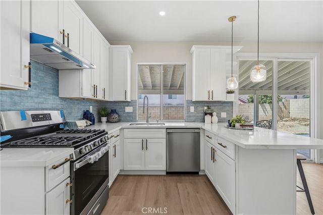 6672 W Logan Ave, Fontana, CA 92336