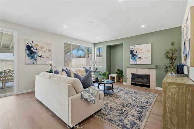 6672 W Logan Ave, Fontana, CA 92336