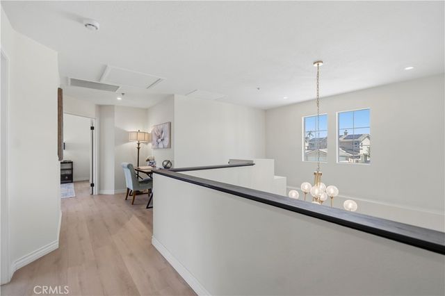 6672 W Logan Ave, Fontana, CA 92336