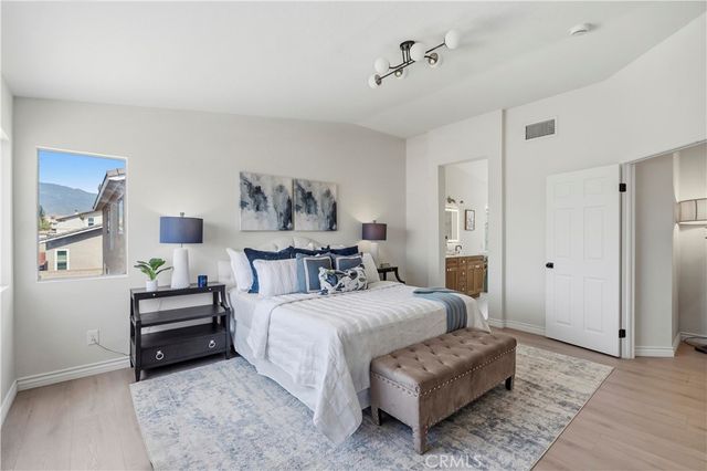 6672 W Logan Ave, Fontana, CA 92336