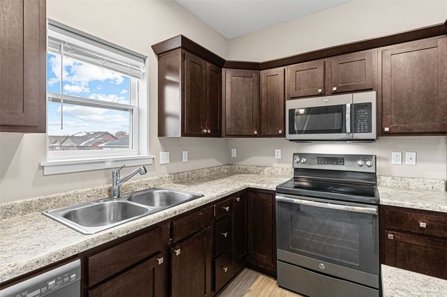 4007 Lillian Street, Iowa City, IA 52245