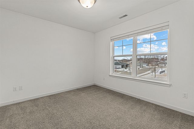 4007 Lillian Street, Iowa City, IA 52245