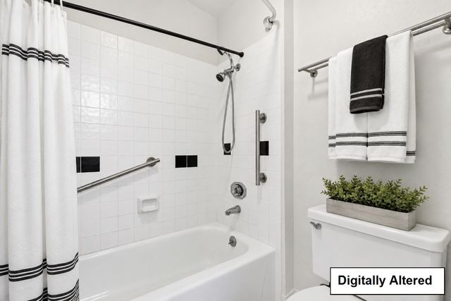 322 Hanover Avenue 511, Oakland, CA 94606