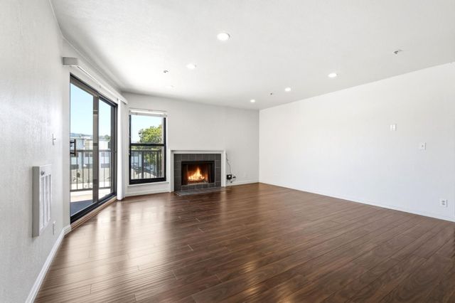 322 Hanover Avenue 511, Oakland, CA 94606