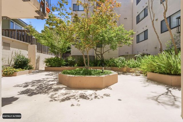 322 Hanover Avenue 511, Oakland, CA 94606