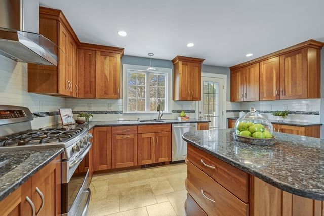 38 Cerdan Avenue, Boston, MA 02132