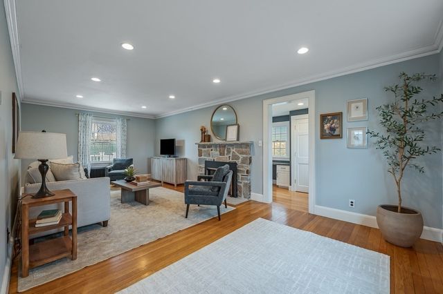 38 Cerdan Avenue, Boston, MA 02132