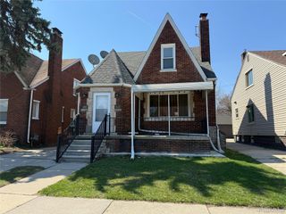 4913 Schlaff Street, Dearborn, MI 48126