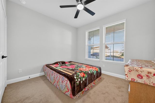 5202 Oakland Bluff Lane, Richmond, TX 77469