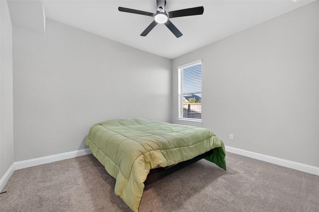 5202 Oakland Bluff Lane, Richmond, TX 77469