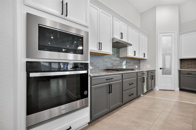 5202 Oakland Bluff Lane, Richmond, TX 77469