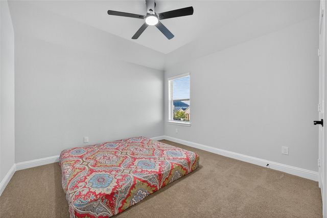 5202 Oakland Bluff Lane, Richmond, TX 77469