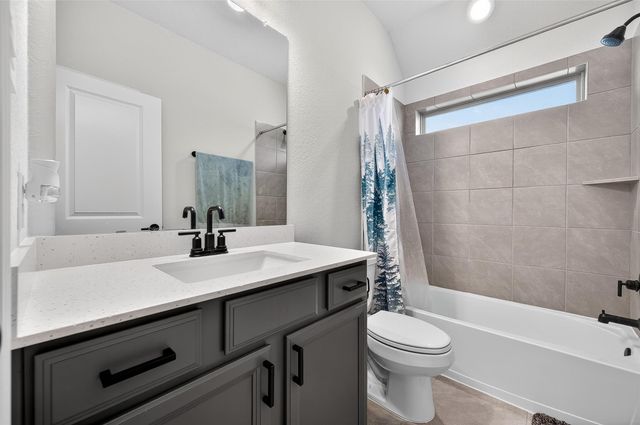 5202 Oakland Bluff Lane, Richmond, TX 77469