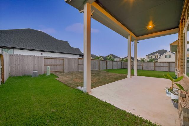5202 Oakland Bluff Lane, Richmond, TX 77469