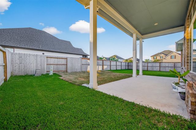 5202 Oakland Bluff Lane, Richmond, TX 77469