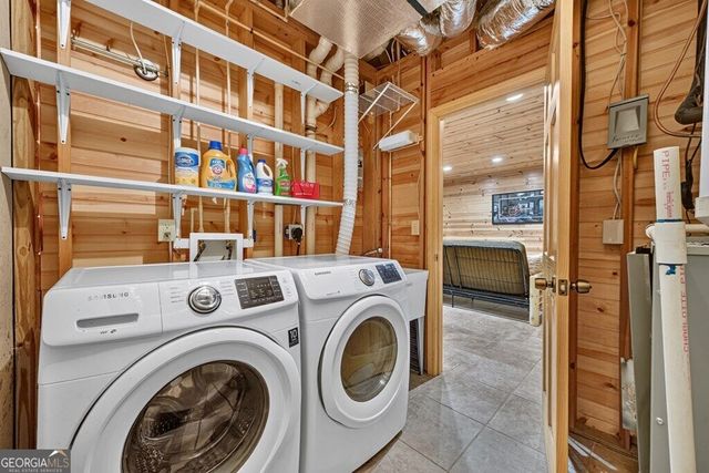 541 Little Bushy Head Road, Blue Ridge, GA 30513