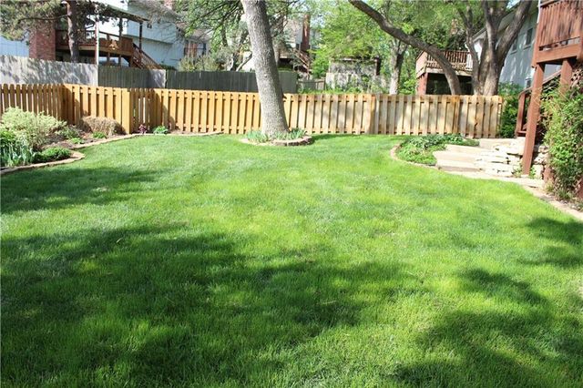 14403 W 90th Court, Lenexa, KS 66215
