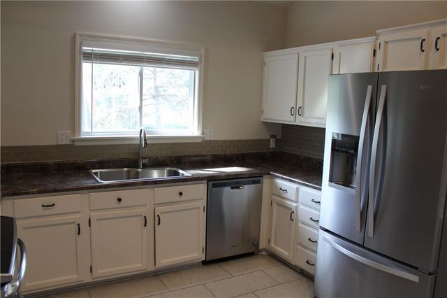 14403 W 90th Court, Lenexa, KS 66215