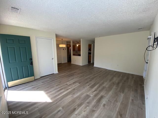 83 Des Moines Court, Tinton Falls, NJ 07712