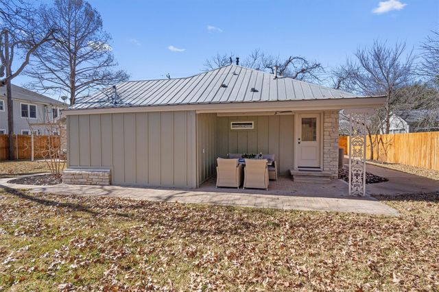 1605 S Austin Ave, Georgetown, TX 78626