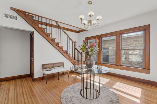 1605 S Austin Ave, Georgetown, TX 78626