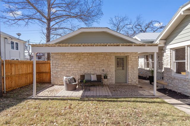 1605 S Austin Ave, Georgetown, TX 78626