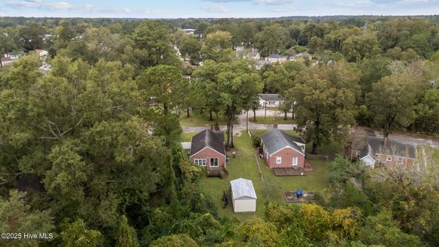 1607 Oakwood Avenue, New Bern, NC 28560