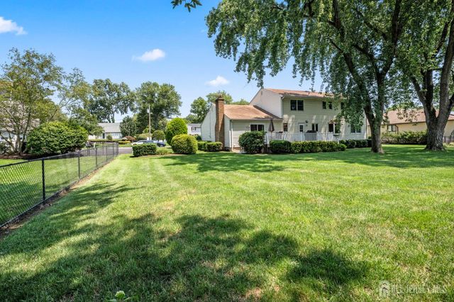 5 Sussex Road, East Brunswick, NJ 08816