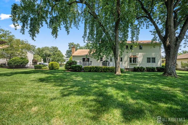 5 Sussex Road, East Brunswick, NJ 08816