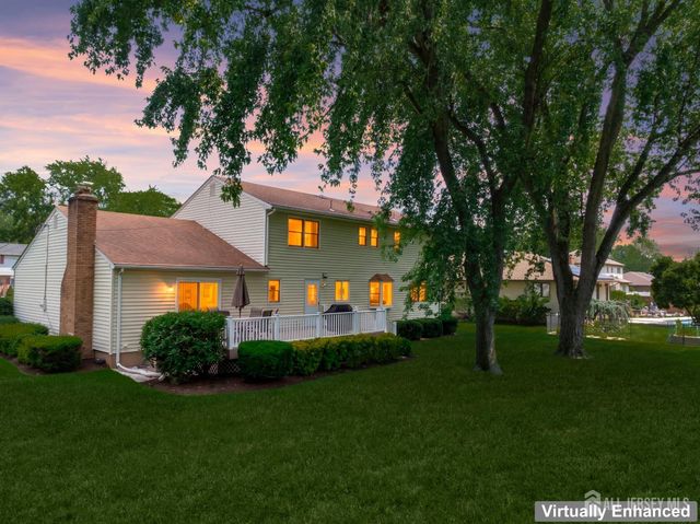 5 Sussex Road, East Brunswick, NJ 08816
