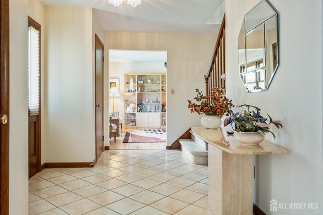 5 Sussex Road, East Brunswick, NJ 08816