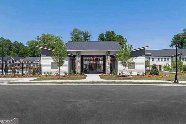 1621 Gunnin Trace NW, Atlanta, GA 30318