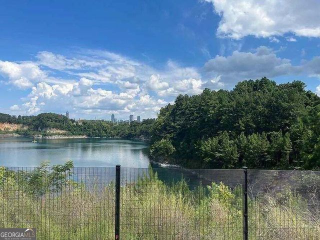 1621 Gunnin Trace NW, Atlanta, GA 30318
