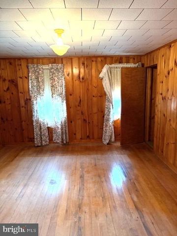 107 MAIN ST, Cedarville, NJ 08311