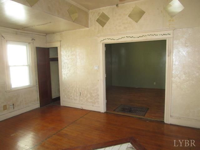 107 North Marion Avenue, Covington, VA 24426