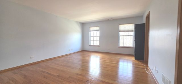 212 Willow Boulevard 212, Willow Springs, IL 60480