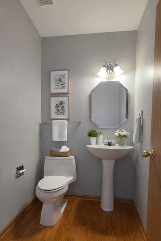 212 Willow Boulevard 212, Willow Springs, IL 60480