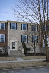 212 Willow Boulevard 212, Willow Springs, IL 60480