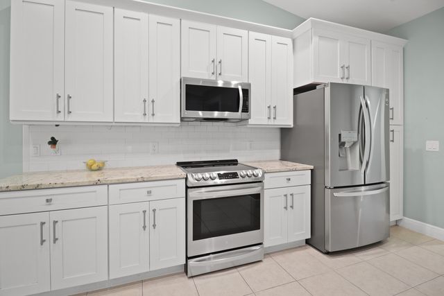 3013 SE Jefferson Street, Stuart, FL 34997